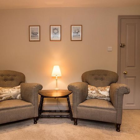 The Royal Oak Inn Luxborough Bagian luar foto