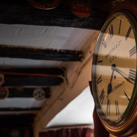The Royal Oak Inn Luxborough Bagian luar foto