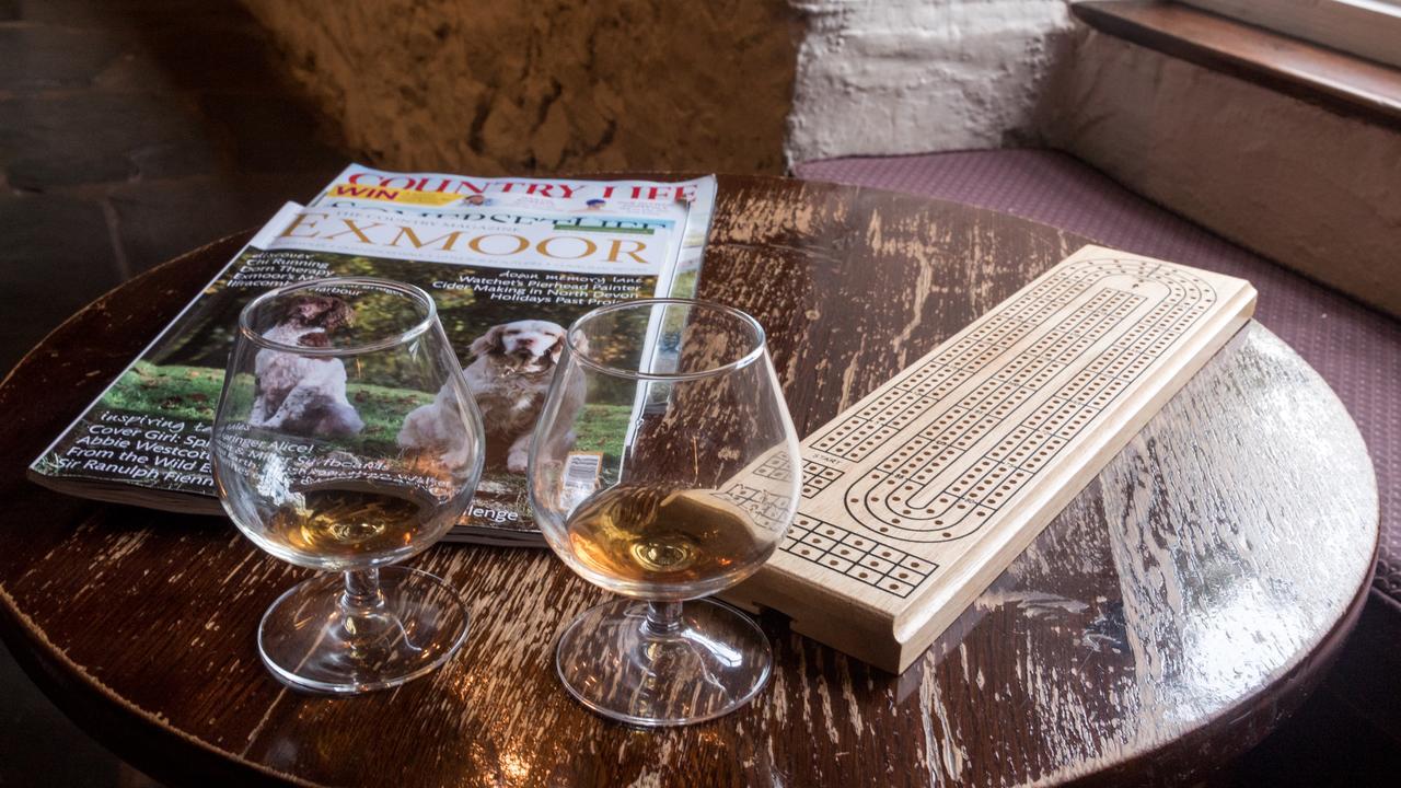 The Royal Oak Inn Luxborough Bagian luar foto