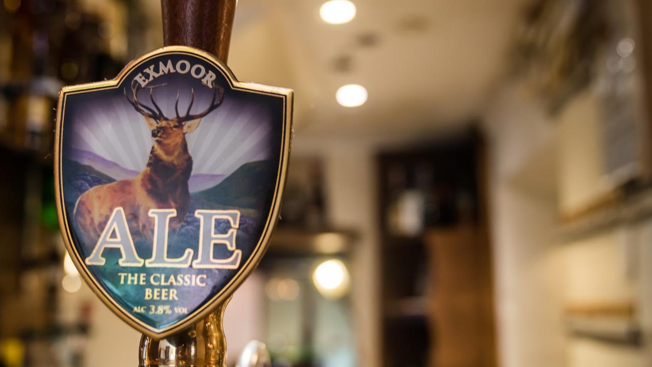 The Royal Oak Inn Luxborough Bagian luar foto