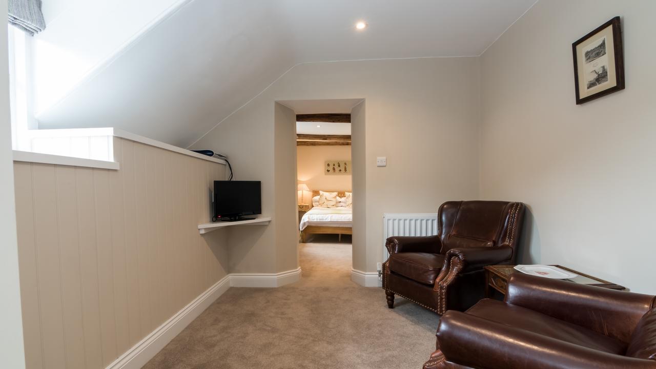 The Royal Oak Inn Luxborough Bagian luar foto